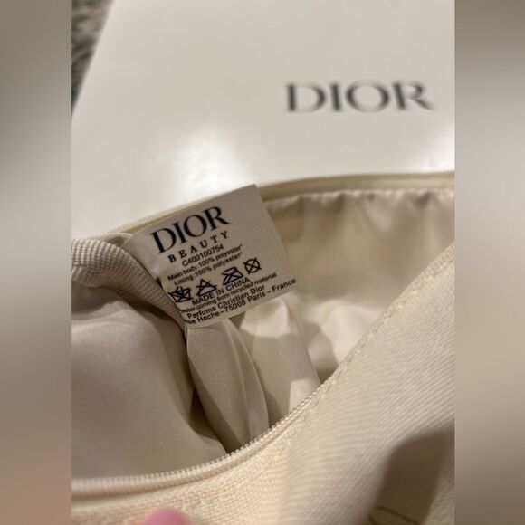 CHRISTIAN DIOR CREAM SOFT SPRING FLOWER 2024 CLUTCH BAG Limited Edition - Picture 9 of 9